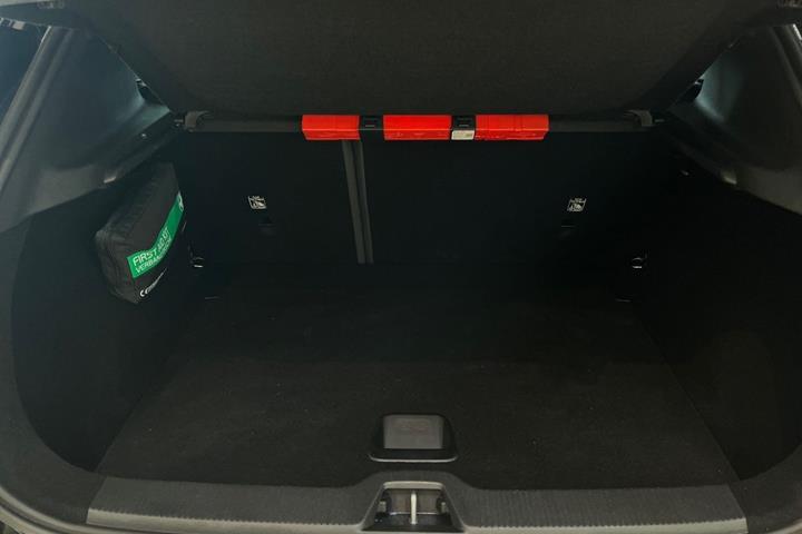 Sort Volvo EX30 fra 2025