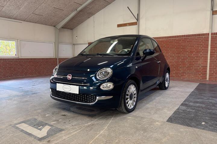 Blå Fiat 500C fra 2015