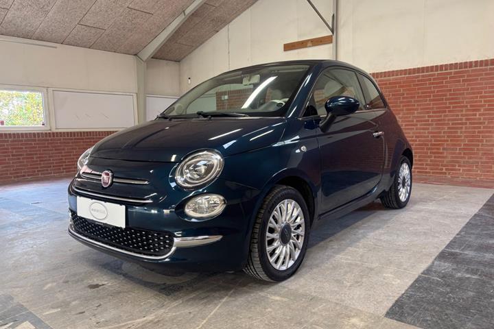 Blå Fiat 500C fra 2015
