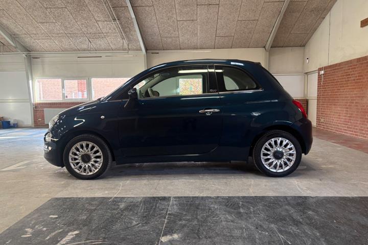 Blå Fiat 500C fra 2015