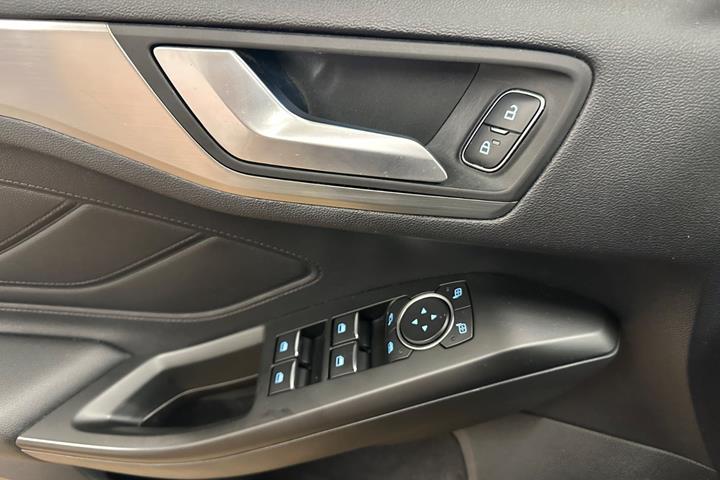 Grå Ford Focus fra 2019