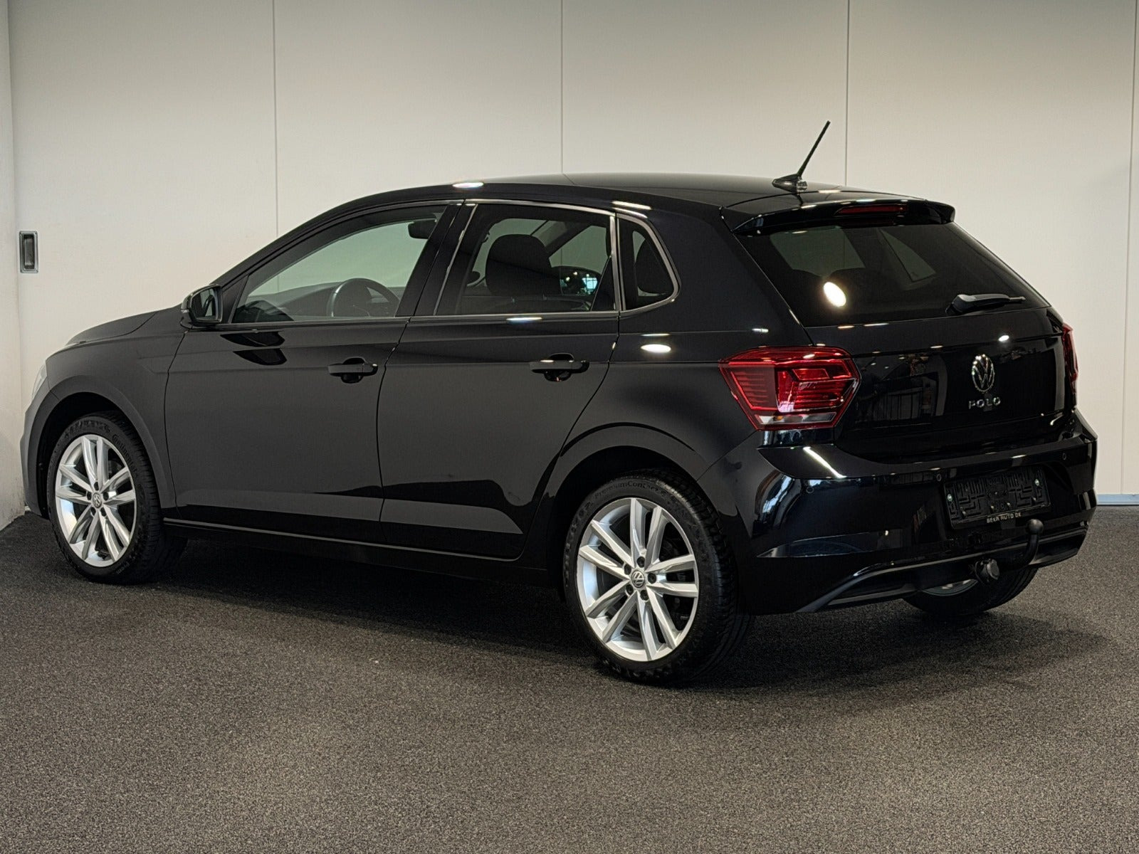 Sort VW Polo fra 2021