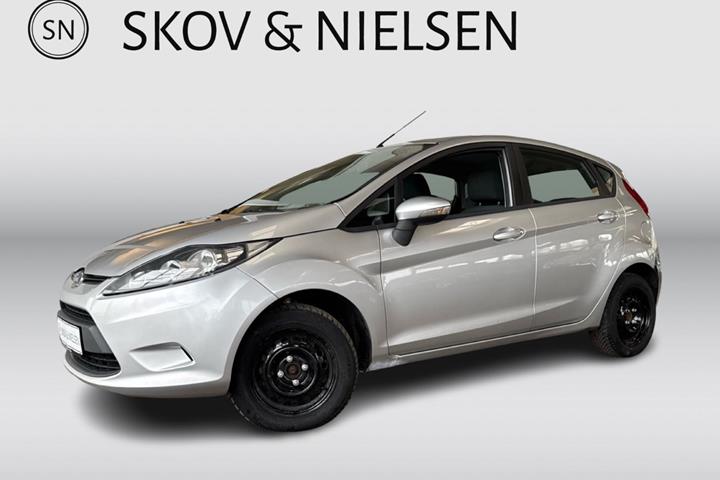 Sølv Ford Fiesta fra 2011
