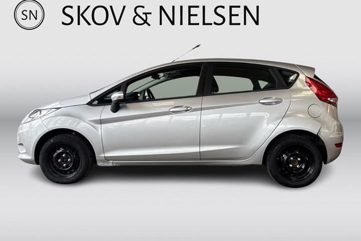 Sølv Ford Fiesta fra 2011