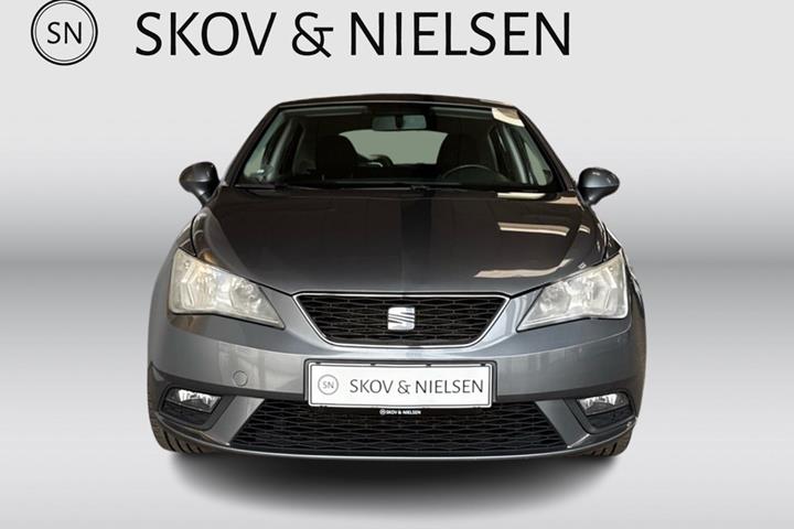 Grå Seat Ibiza fra 2012