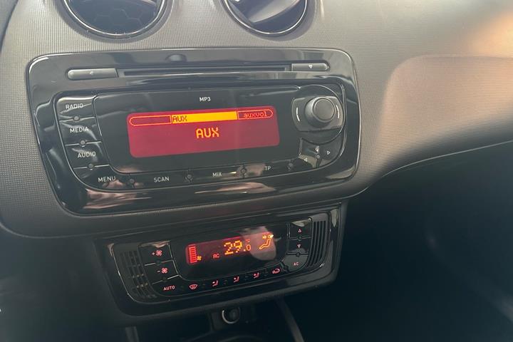 Grå Seat Ibiza fra 2012