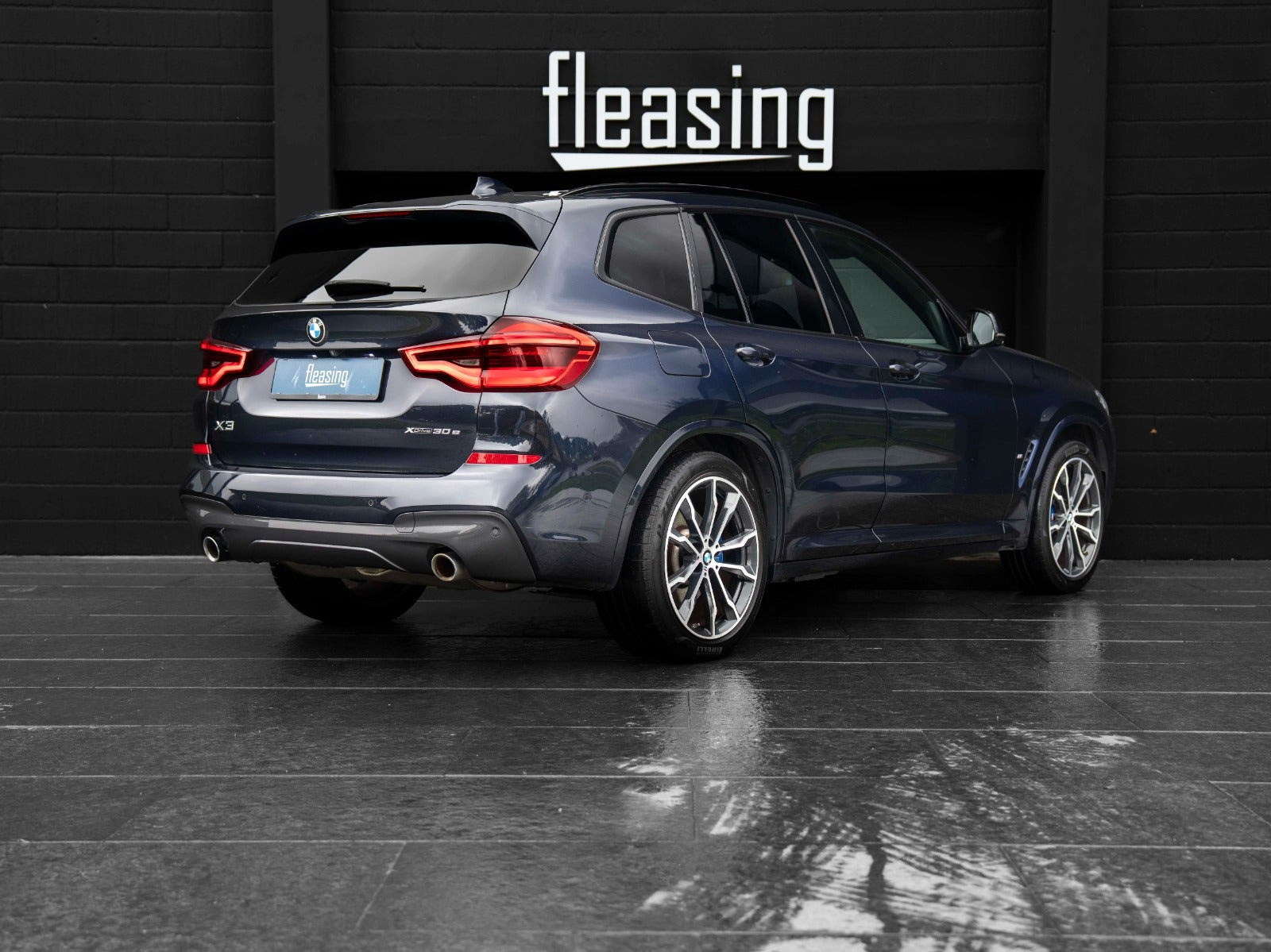 Sort BMW X3 fra 2020