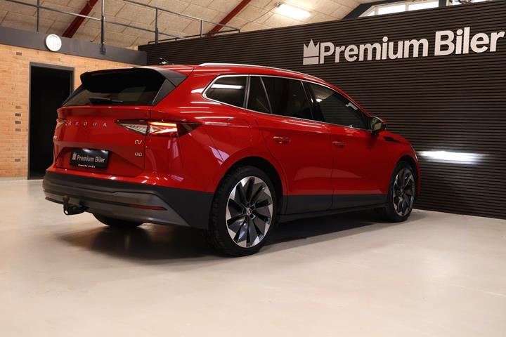 Rød Skoda Enyaq fra 2023