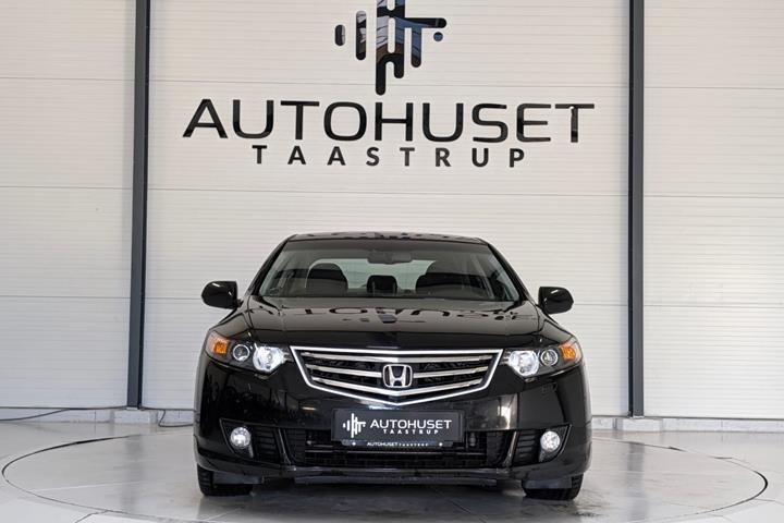 Sort Honda Accord fra 2009