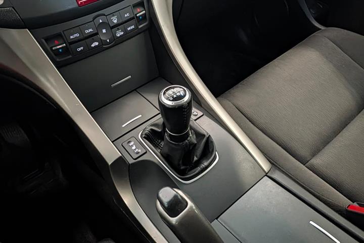 Sort Honda Accord fra 2009