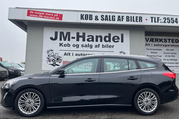 Sort Ford Focus fra 2020
