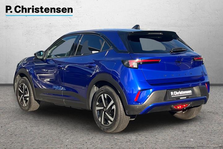 Blå Opel Mokka-e fra 2025