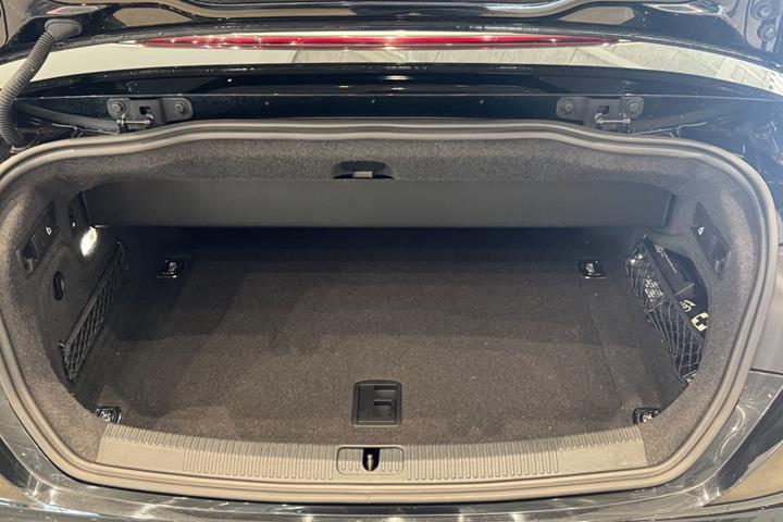Sort Audi S5 fra 2017