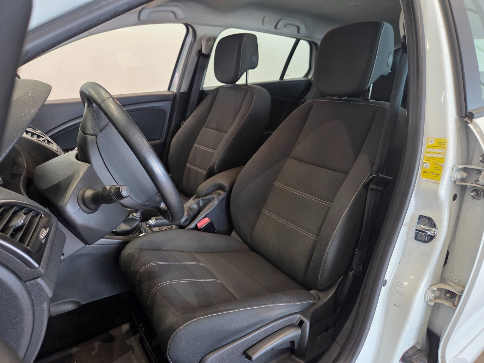 Hvid Renault Megane III fra 2014