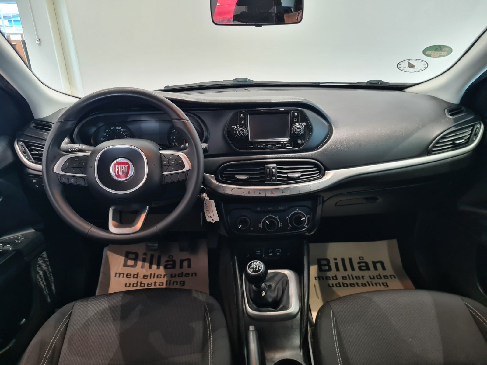 Hvid Fiat Tipo fra 2017