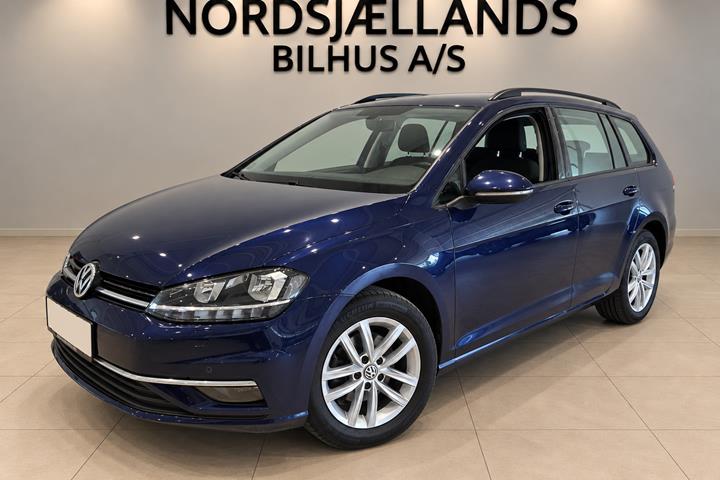 Blå VW Golf VII fra 2020