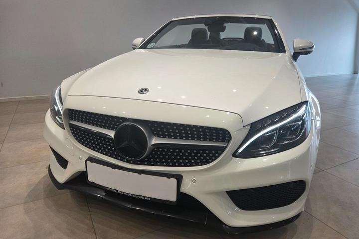 Hvid Mercedes C200 fra 2017