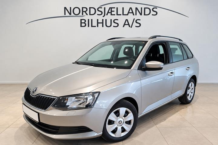 Beige Skoda Fabia fra 2016