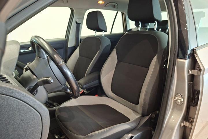 Beige Skoda Fabia fra 2016
