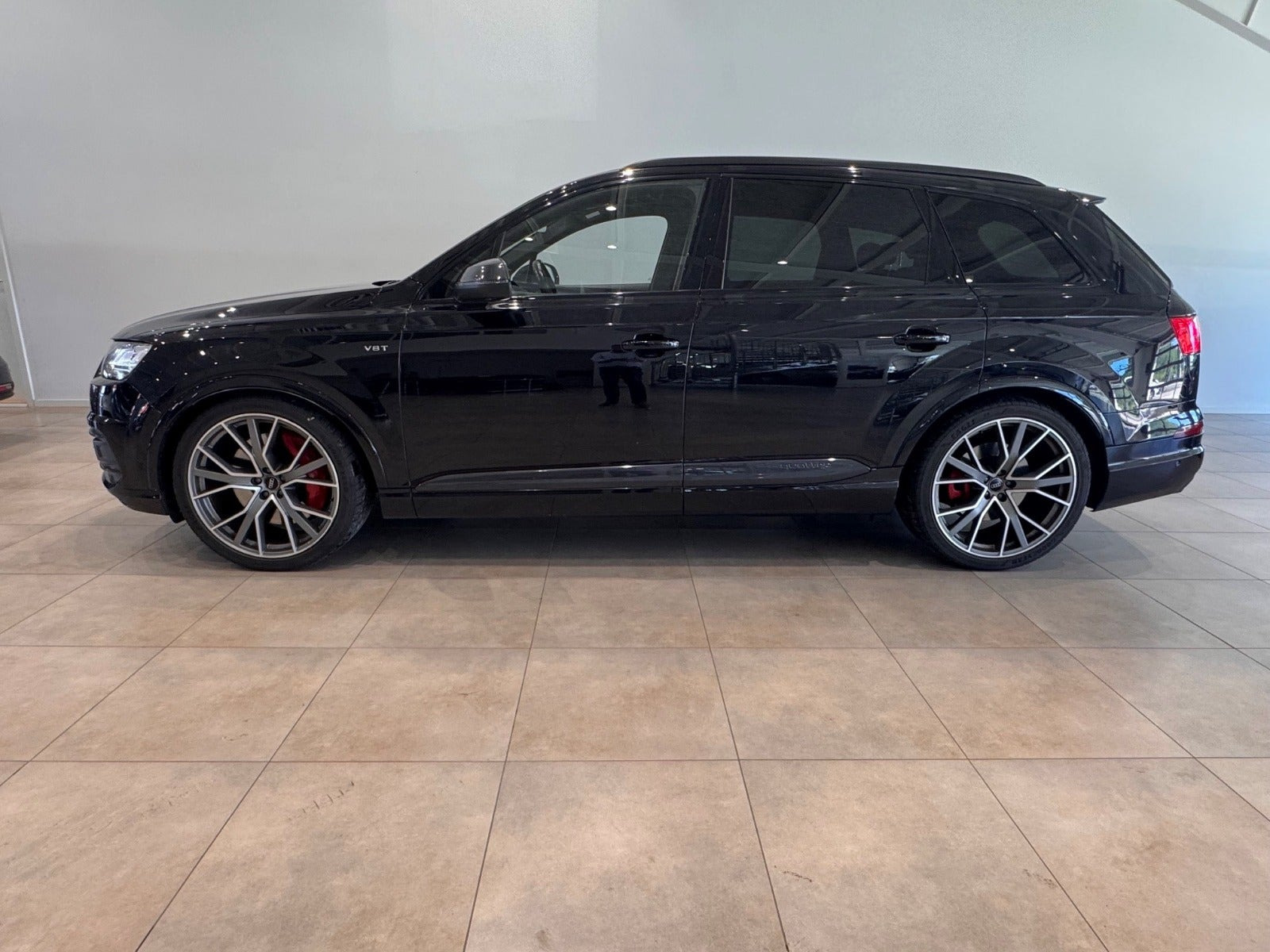 Sort Audi SQ7 fra 2017