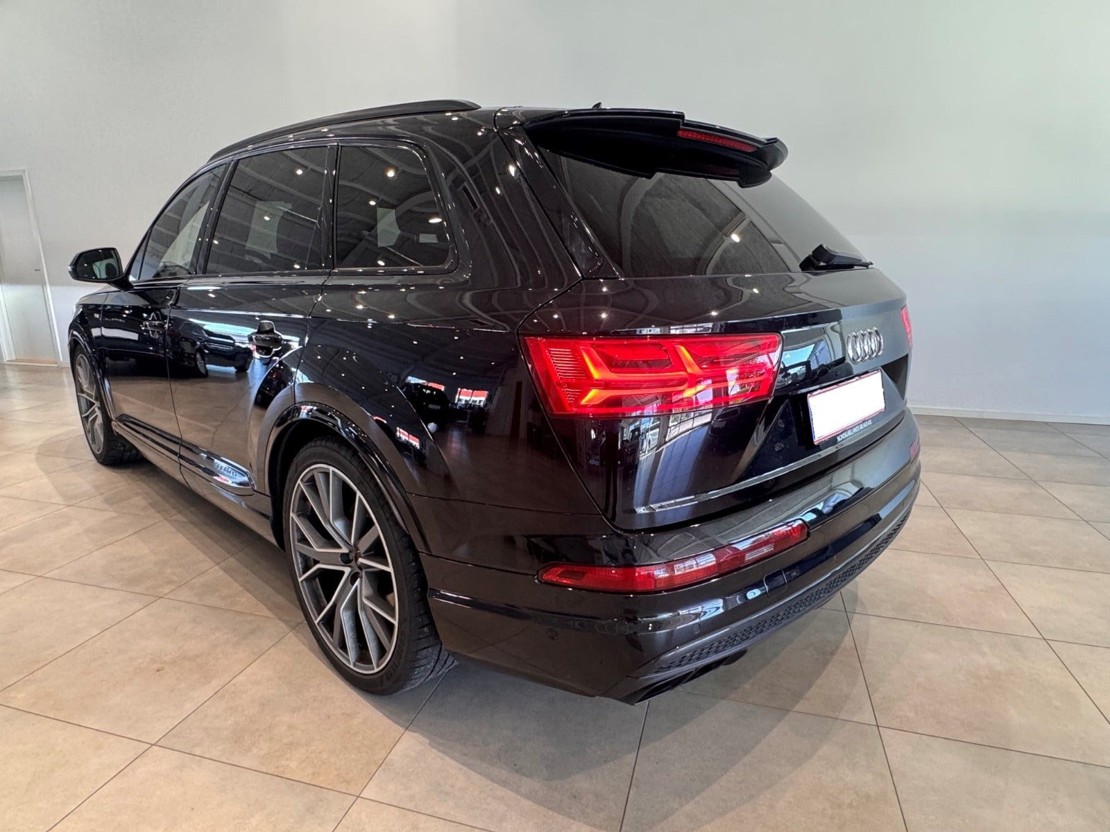Sort Audi SQ7 fra 2017