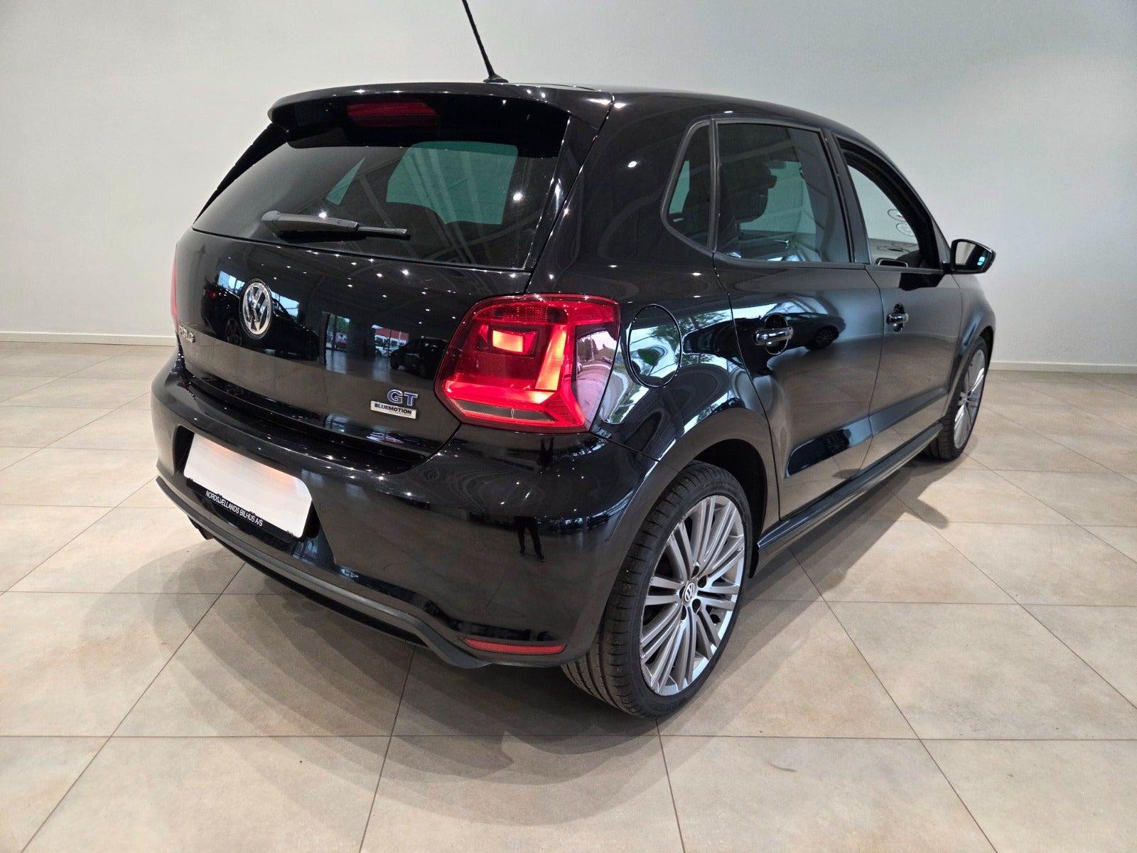 Sort VW Polo fra 2016