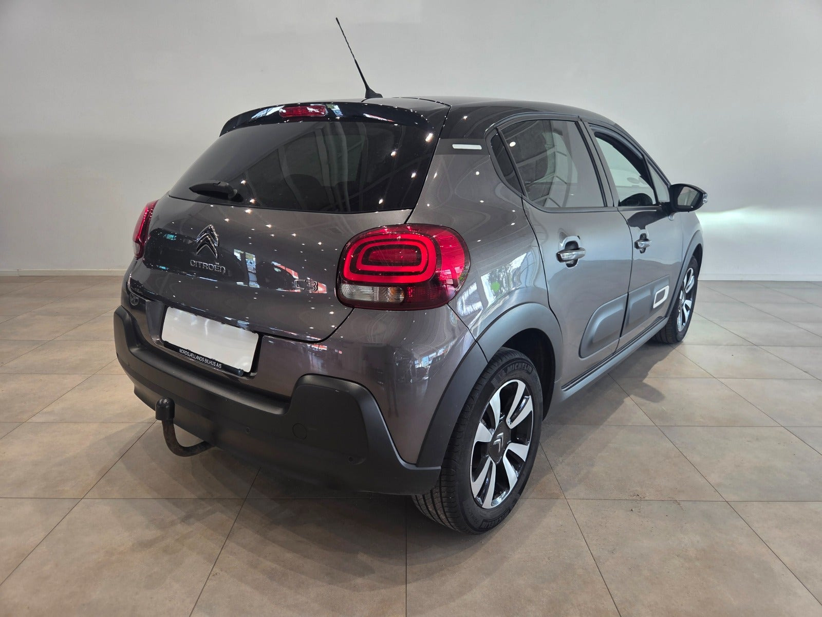 Grå Citroën C3 fra 2021