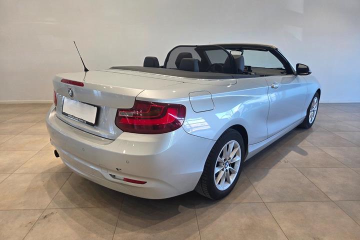 Sølv BMW 220i fra 2015