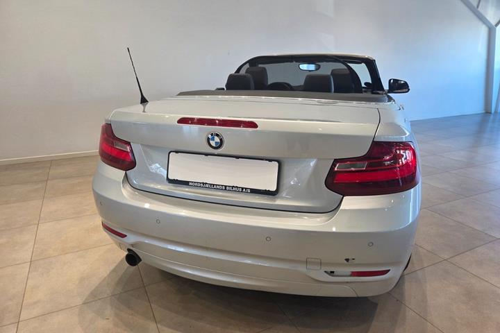 Sølv BMW 220i fra 2015
