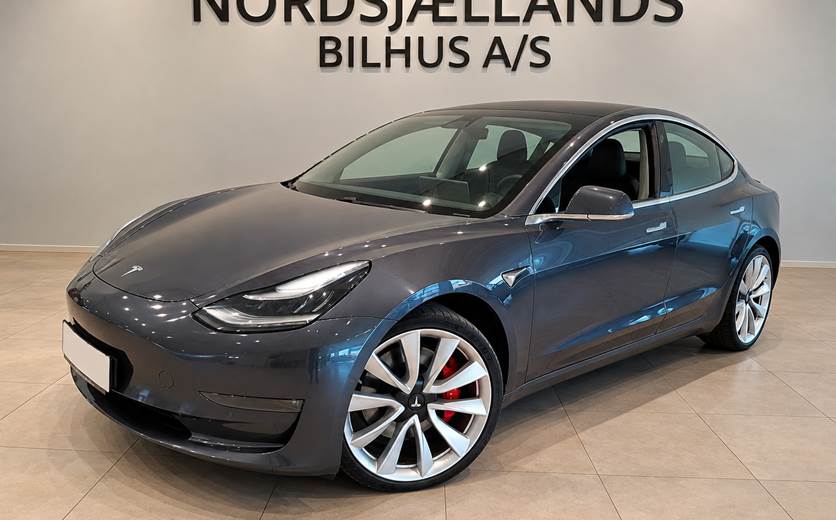 Tesla Model 3 Performance AWD