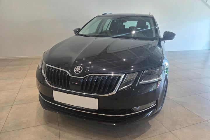 Sort Skoda Octavia fra 2018