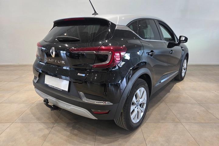 Sort Renault Captur fra 2021