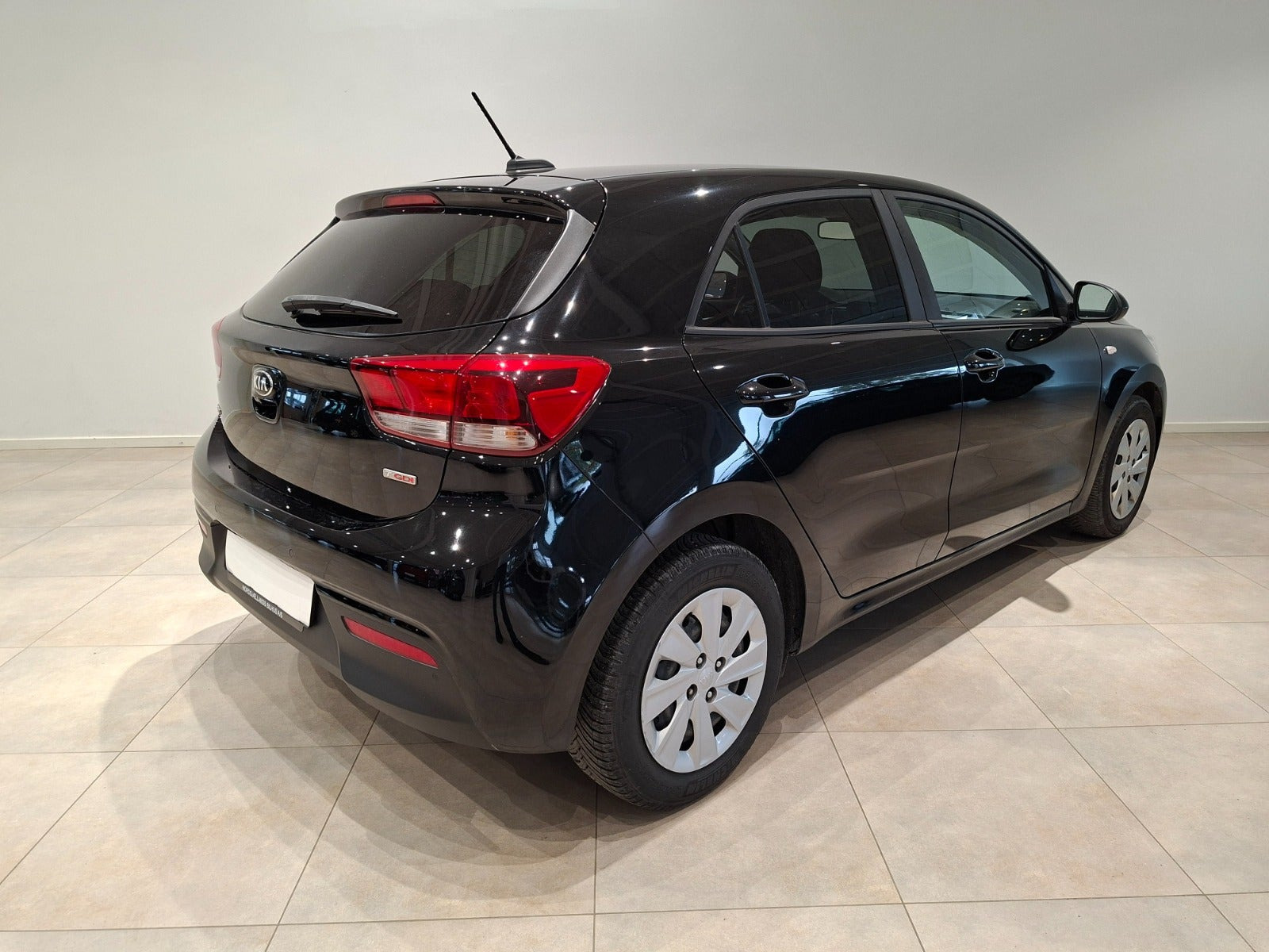 Sort Kia Rio fra 2019