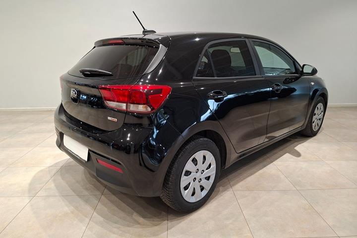 Sort Kia Rio fra 2019