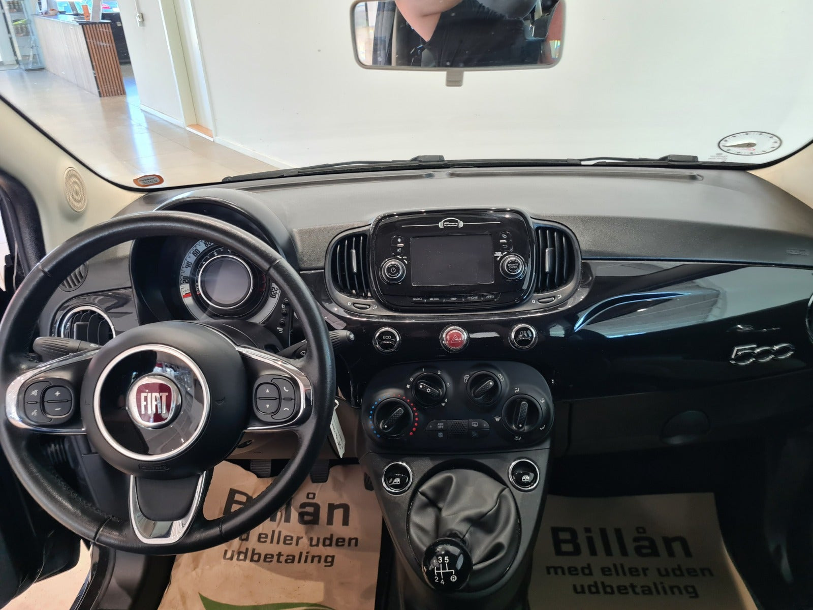 Sort Fiat 500 fra 2018