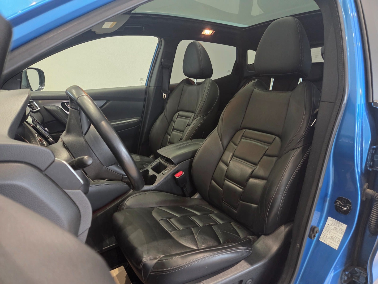 Blå Nissan Qashqai fra 2018