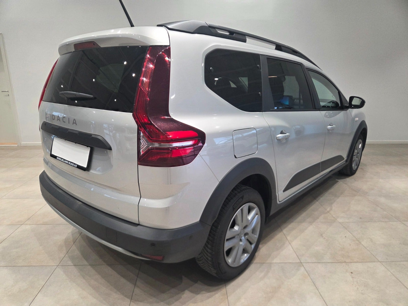 Sølv Dacia Jogger fra 2022