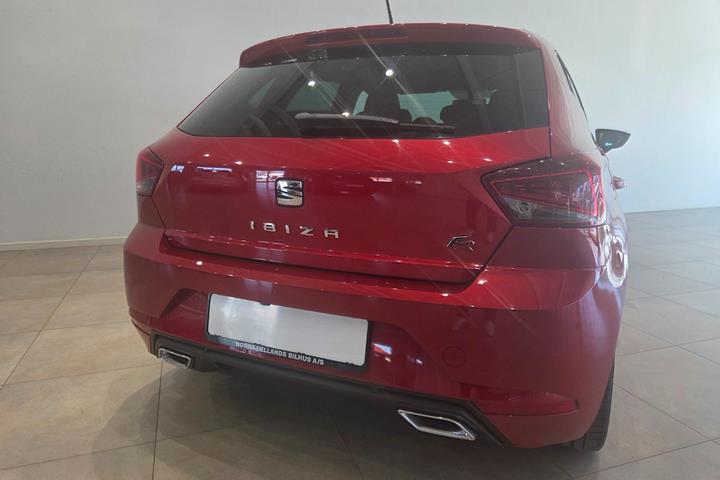 Rød Seat Ibiza fra 2020