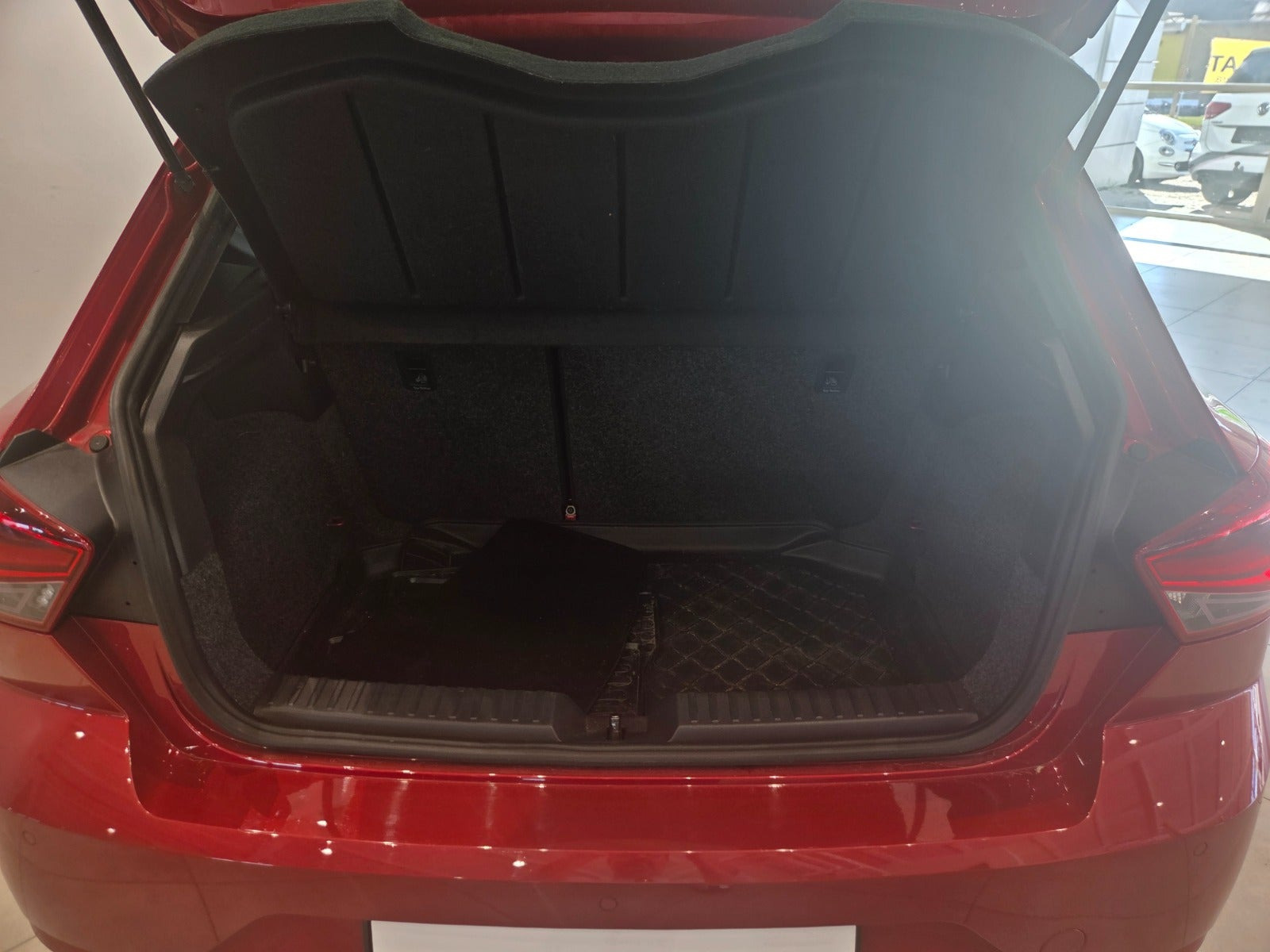 Rød Seat Ibiza fra 2020