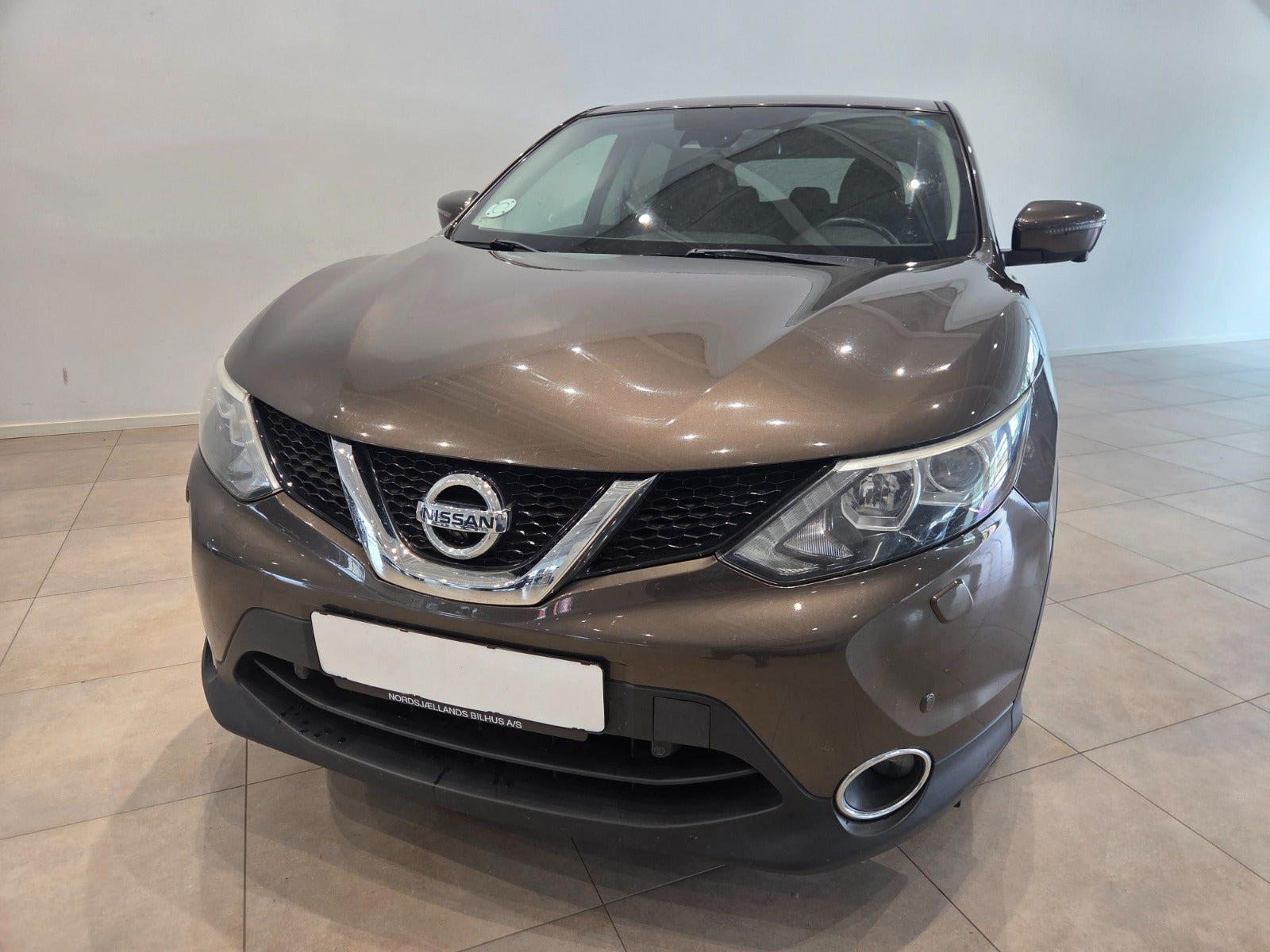 Brun Nissan Qashqai fra 2016