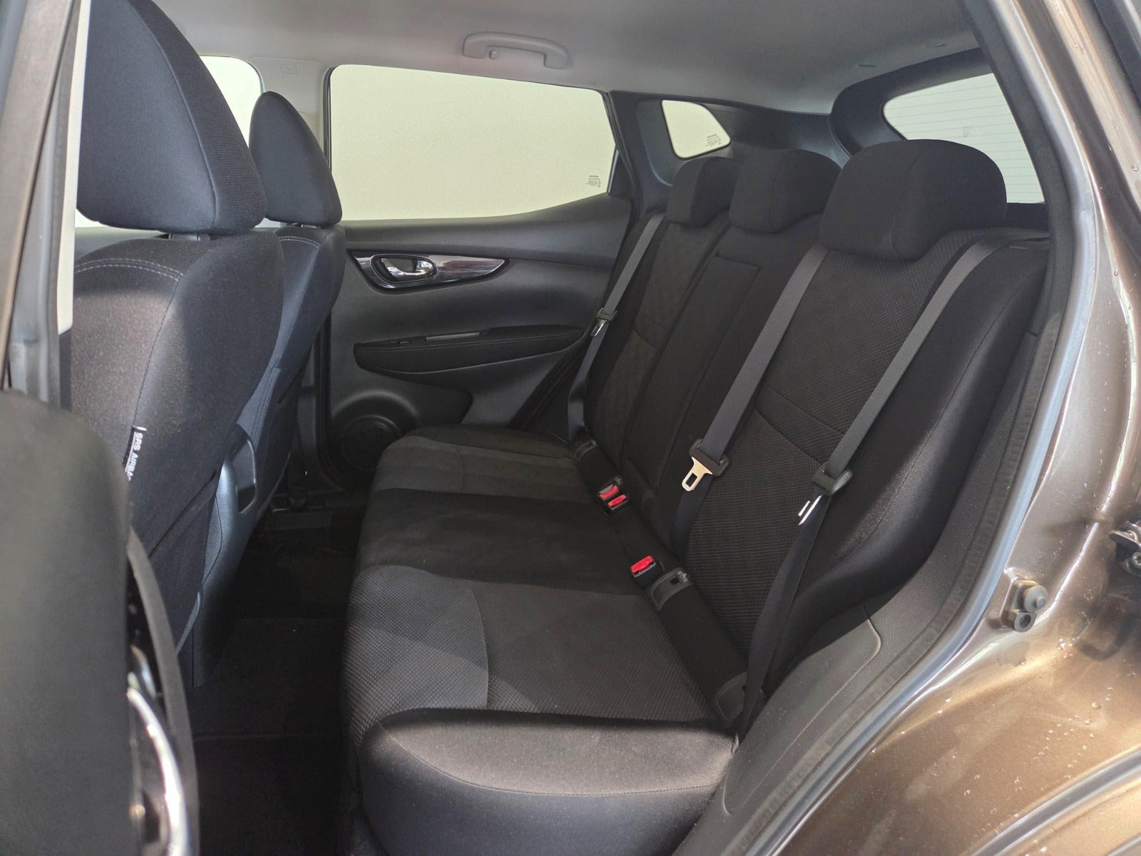 Brun Nissan Qashqai fra 2016