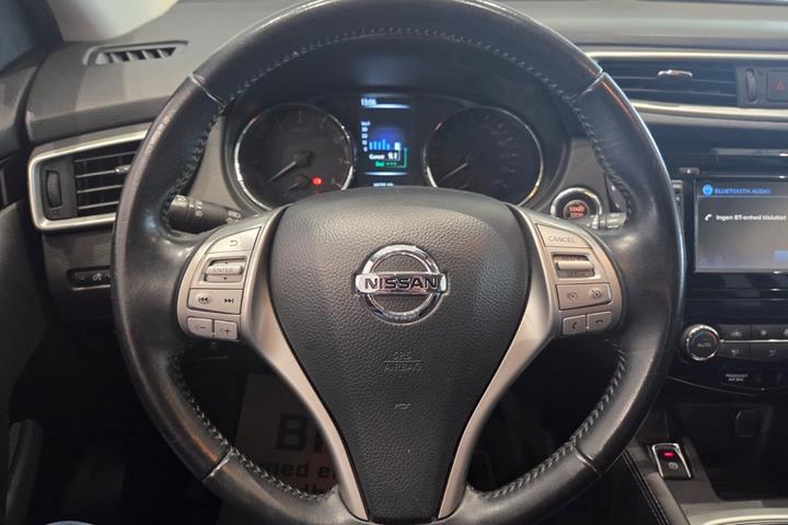 Brun Nissan Qashqai fra 2016