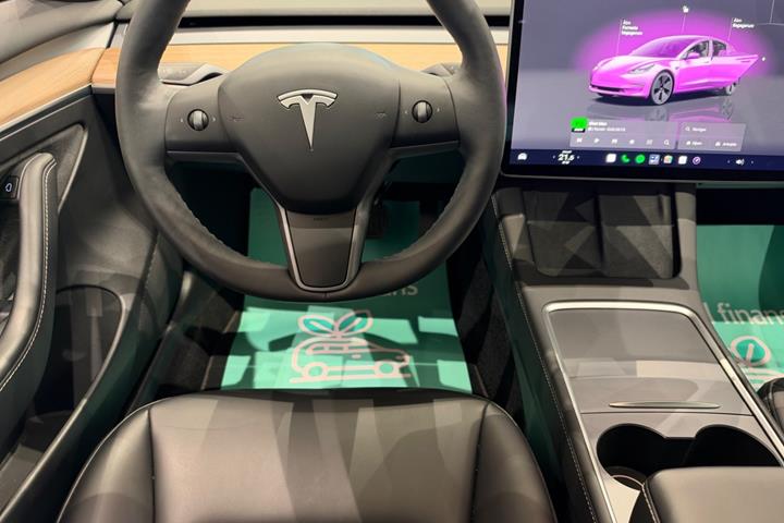 undefined Tesla Model 3 fra 2023
