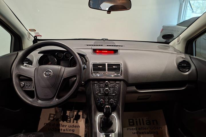 Grå Opel Meriva fra 2014