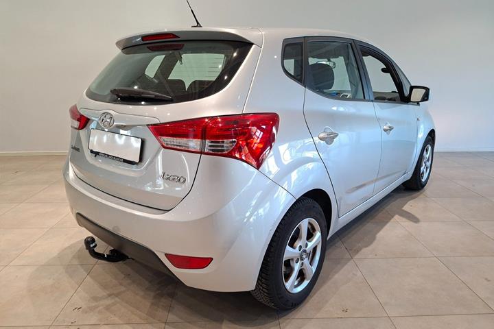Sølv Hyundai ix20 fra 2016