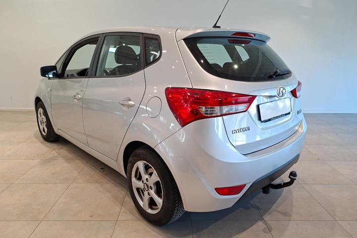 Sølv Hyundai ix20 fra 2016