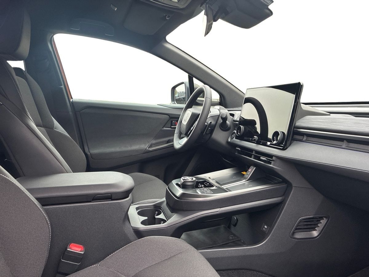 undefined Toyota C-HR+ fra 2026