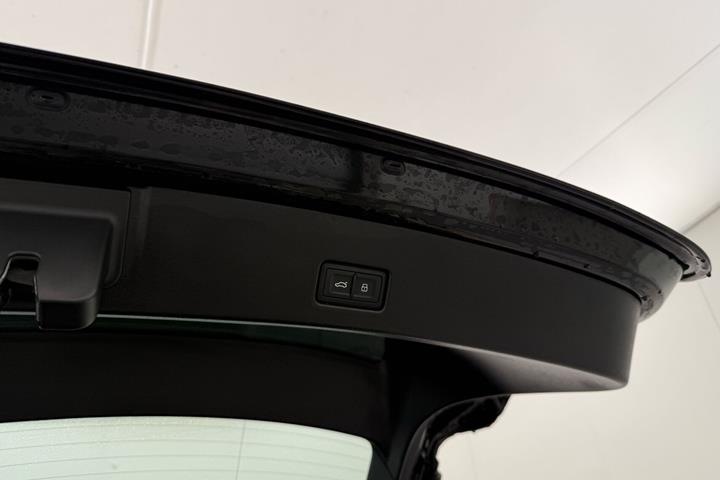 Sort Audi Q4 fra 2024