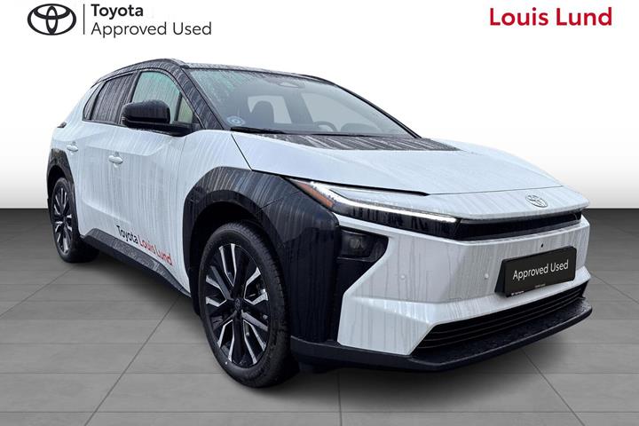 Hvid Toyota BZ4X fra 2026