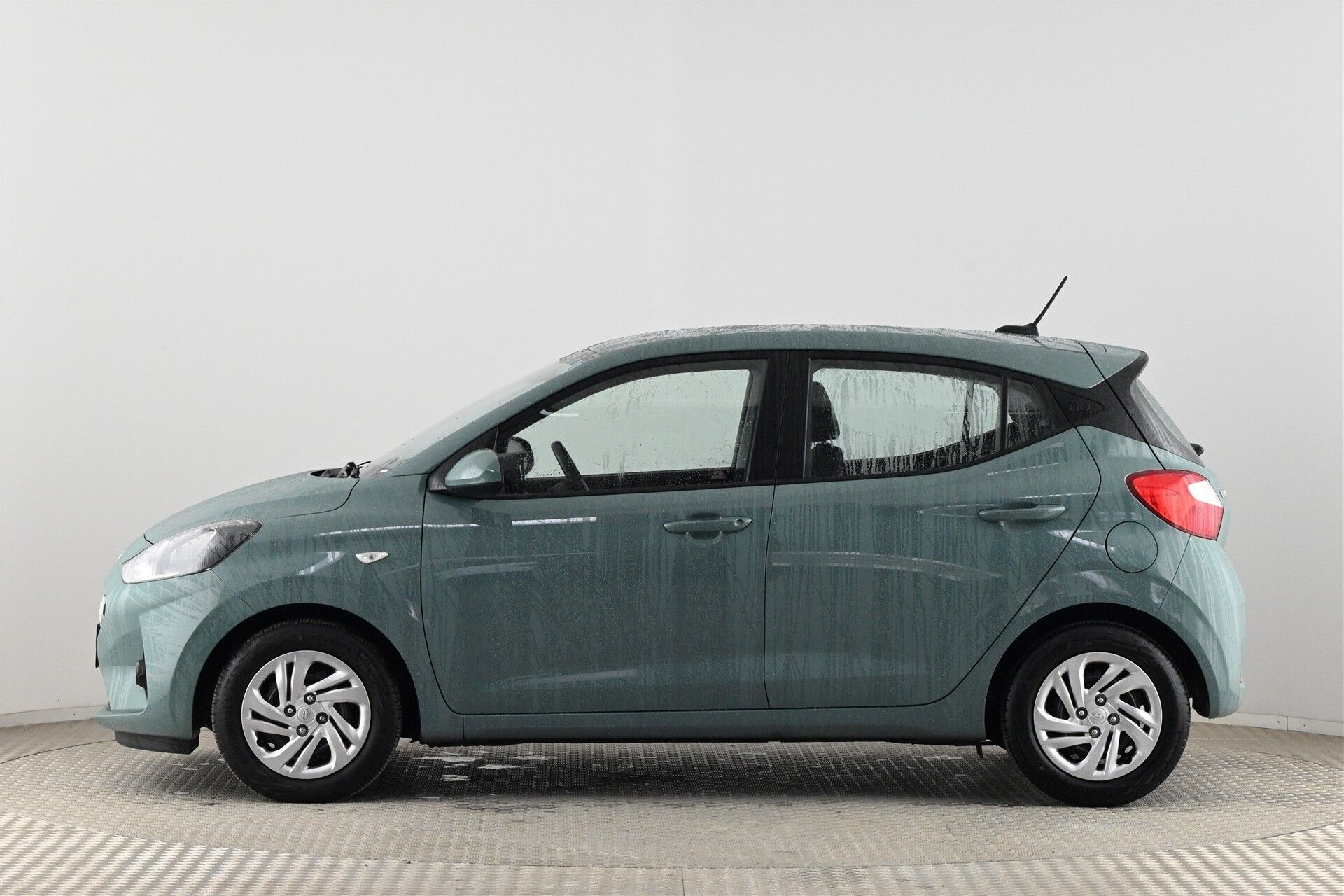Grøn Hyundai i10 fra 2022